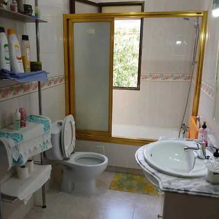 Doble Camas Separadas * トレド